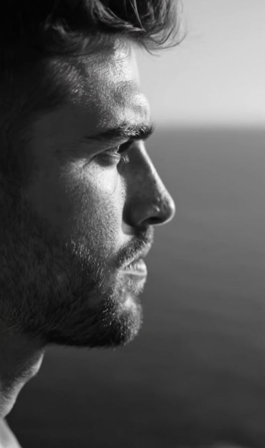 Primal Instinct — man profiel